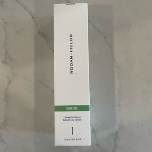Rodan and Fields - Soothe Cleanser Step 1